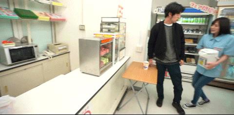 为什么女性越来越喜欢碰瓷,美女碰瓷套路