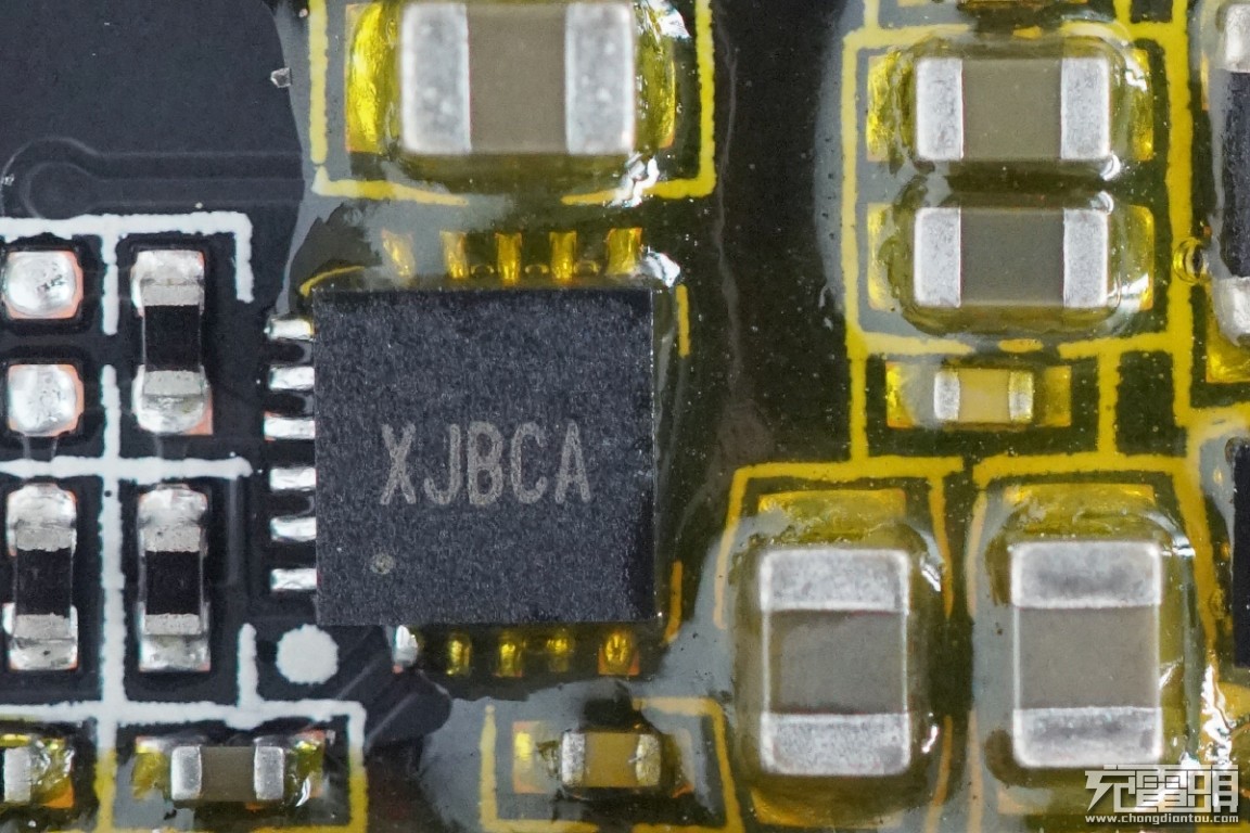 支持三星25w的移动电源,三星20000mah移动电源拆解