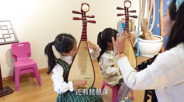 7岁女孩报兴趣班多了好吗,七岁女孩报什么兴趣班好