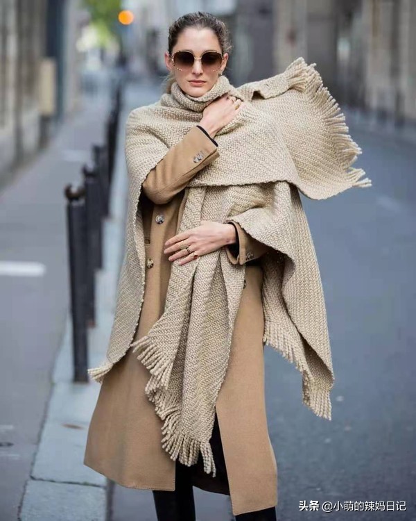 围巾比较长的戴法,戴围巾脖子瘆得慌咋整