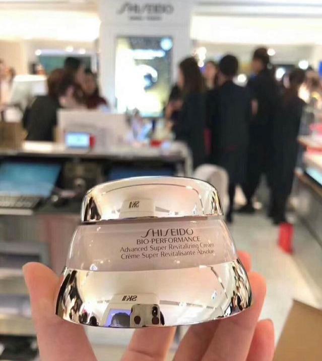 秋冬季节最值得入手的五款面霜,深扒5款人气高又补水面霜