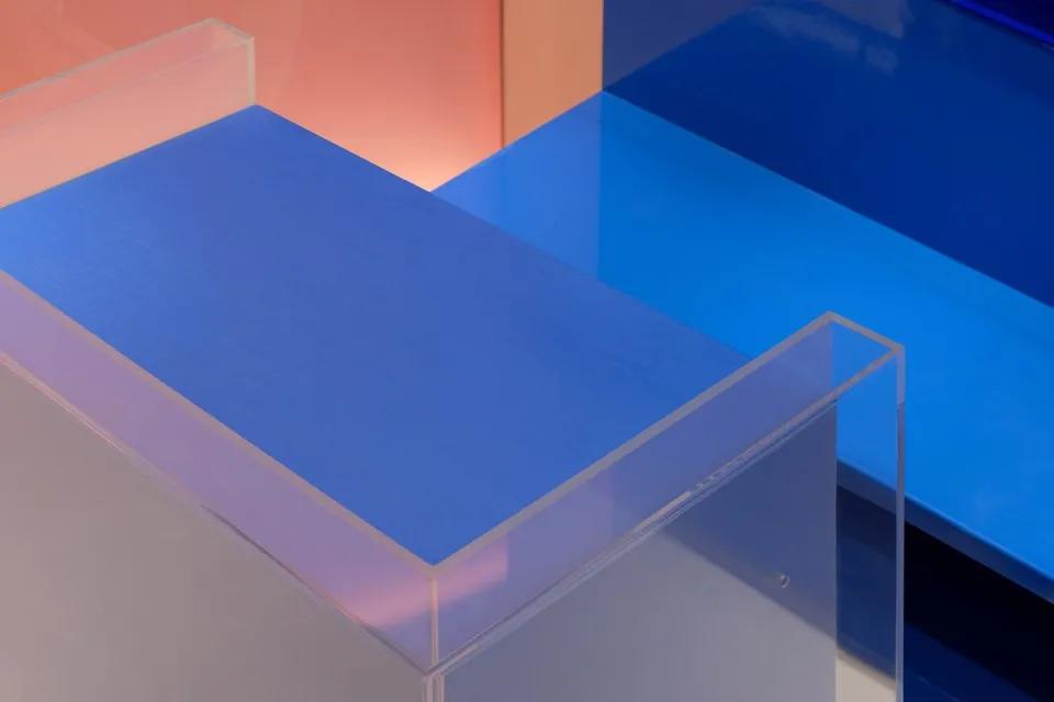 卡乐板和亚克力谁便宜,亚克力卡乐板价格