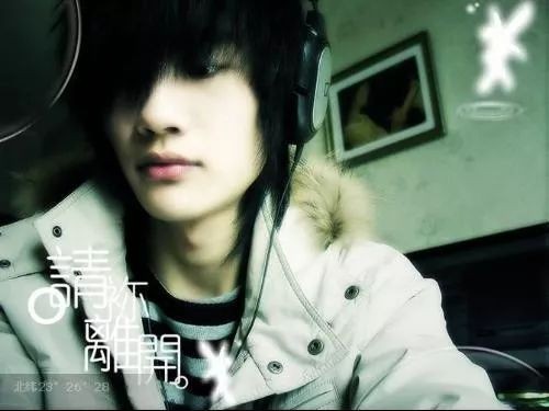 过气网红许嵩,红极一时却突然消失的歌手许嵩