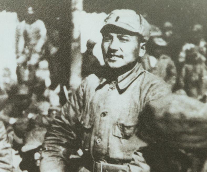 55年大授衔,如果*小平邓**参加,能获得什么军衔?排在第几位?