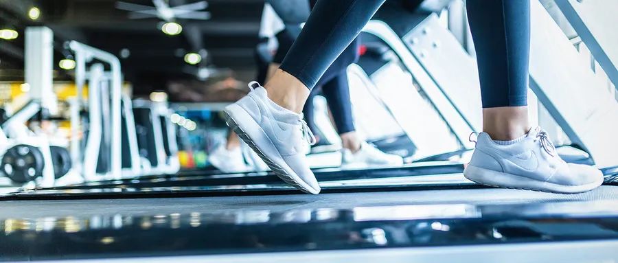 运动不当小心关节炎,运动对痛风尿酸盐沉积有缓解吗