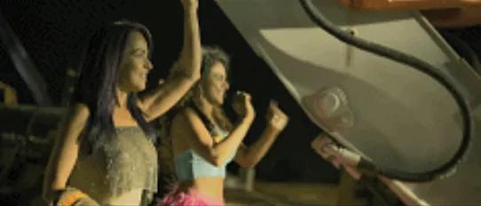 *杀凶**、*交滥**，网飞这部大尺度新剧给我看跪了