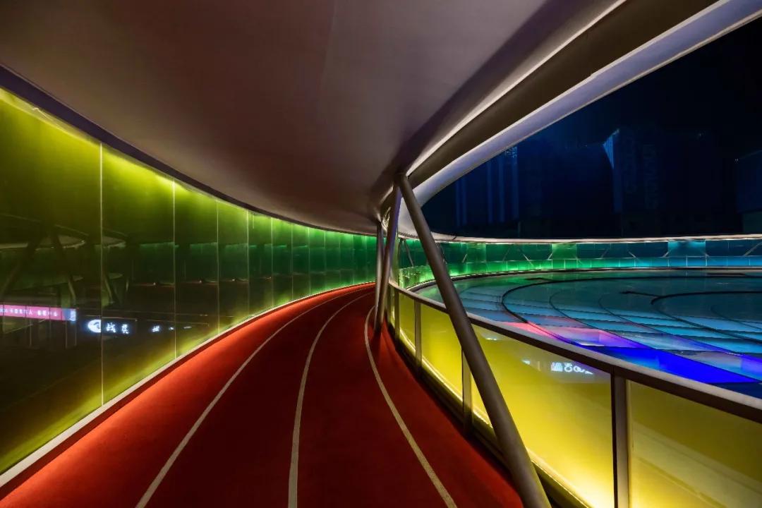 街道气息与IP植入｜青岛万科V盟荟糖果小镇AAI国际建筑