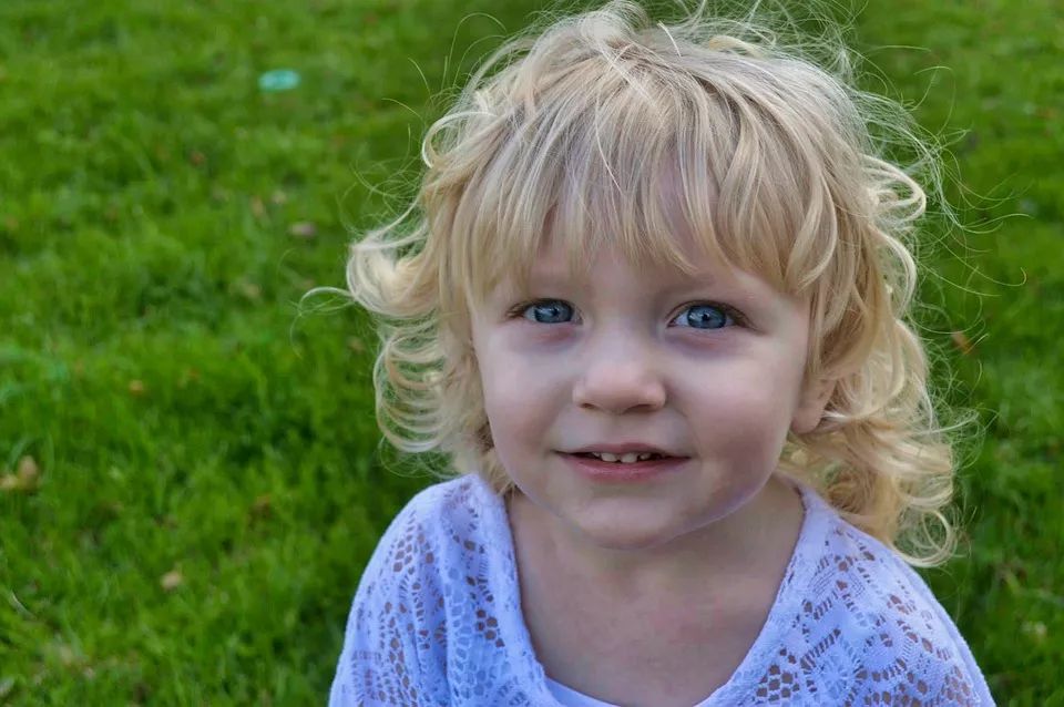 夏天宝宝长痱子怎么办,宝宝夏季长痱子怎么办