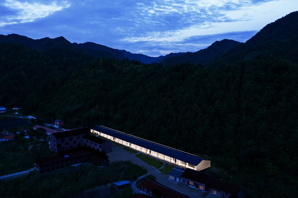 秦岭深处特色餐厅,秦岭山下100米食堂