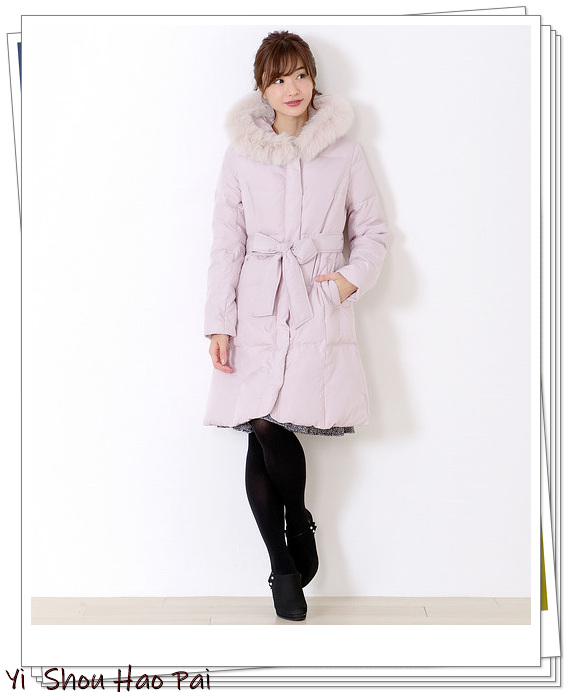粉色外套怎么内搭,粉色外套怎么搭配下装