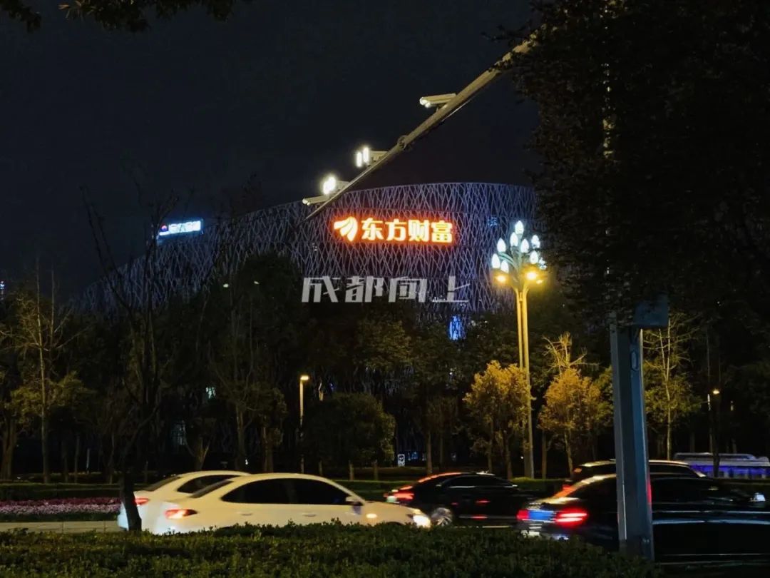 濡備綍鎶婃垚閮芥墦閫犳垚缃戠孩鍩庡競,鎬庢牱鎵嶅彲浠ヨ鎴愰兘鍙樻垚鍖椾含