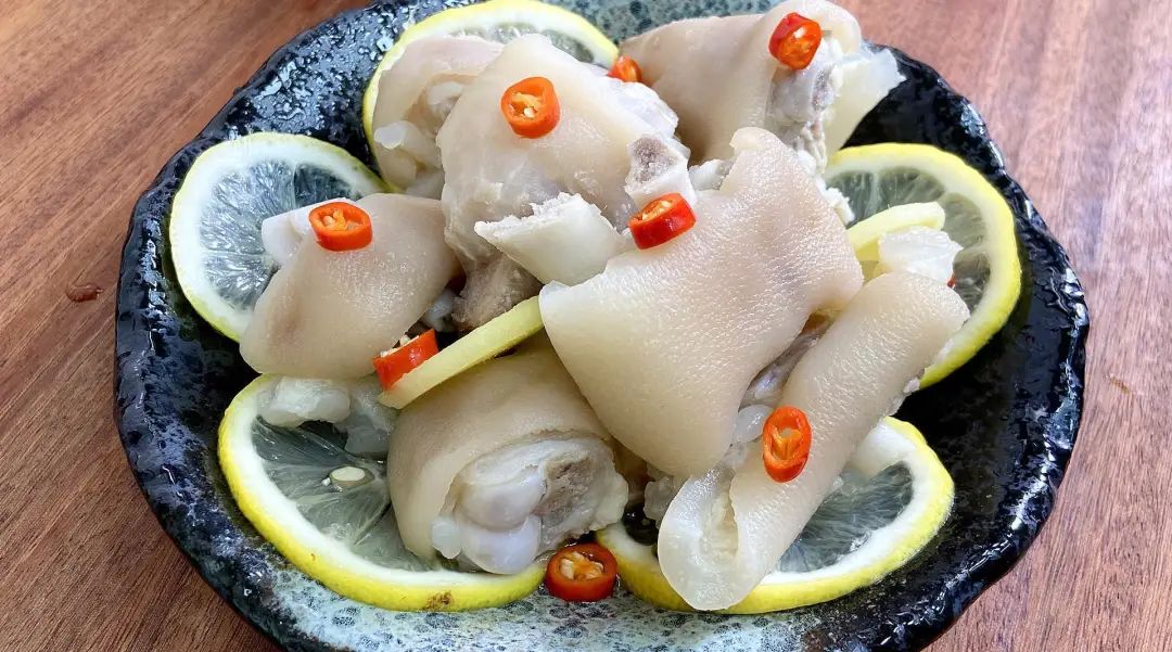 炖猪蹄怎么不粘锅底,炖猪蹄不要太软