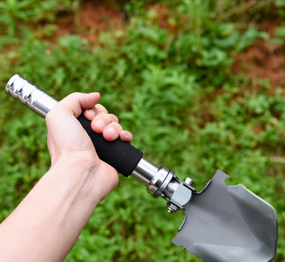 汽车上合法的防身工具有哪些,车上放上这几样防身工具