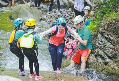 研学旅行是形式教育才是本质,研学旅行在中国教育中的地位
