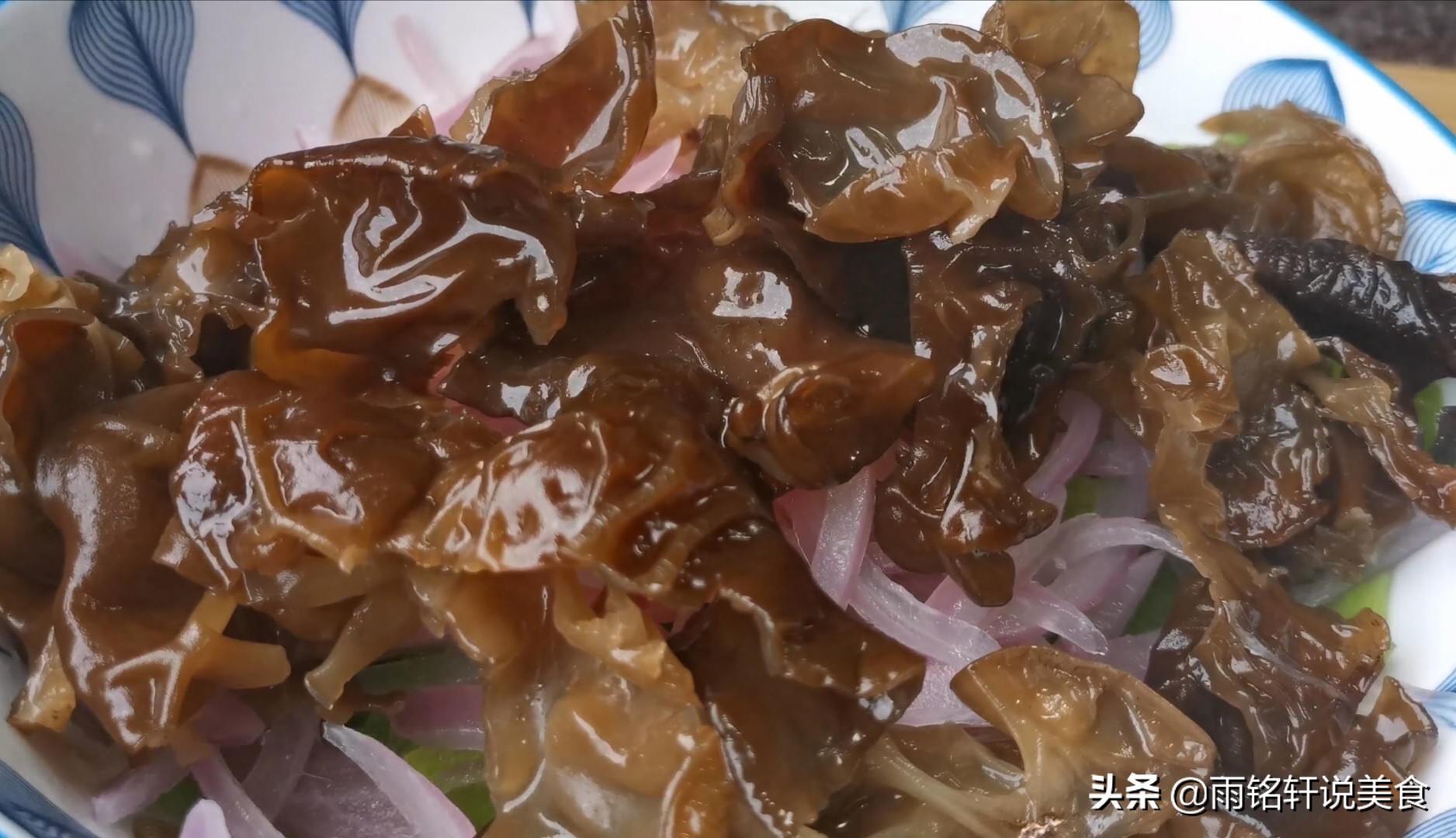 凉拌苦瓜正确最好吃的做法,凉拌苦瓜怎样炒苦瓜不苦