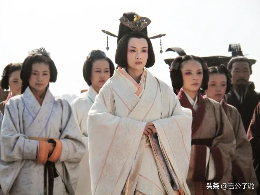 8位知名女星今昔对比,青岛十大美女明星