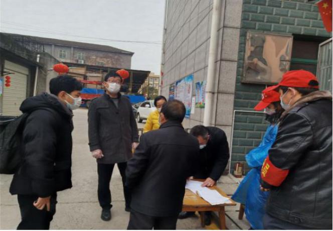 他们化身“代购”,获居民朋友圈点赞好评!