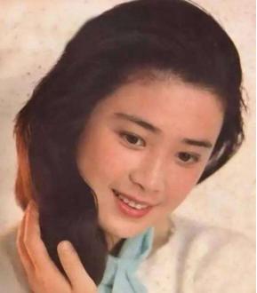 傅艺伟60岁再扮妲己,最美妲己傅艺伟近照