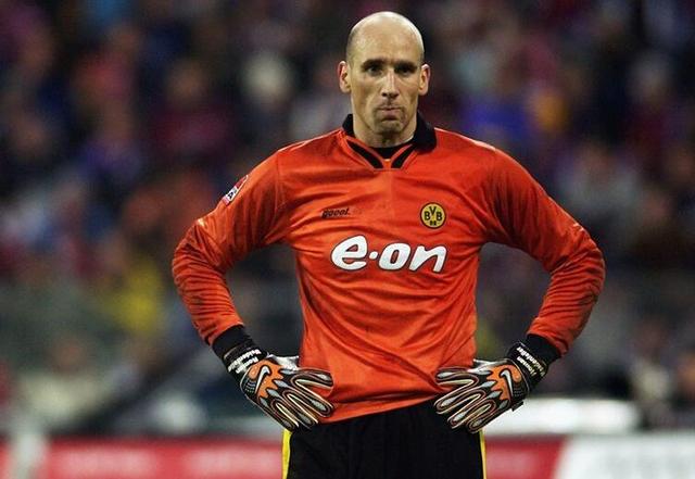 实况足球10精彩进球,实况足球2000球员推荐