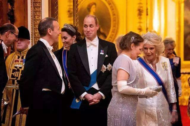 小男孩西装礼服,西装定制版