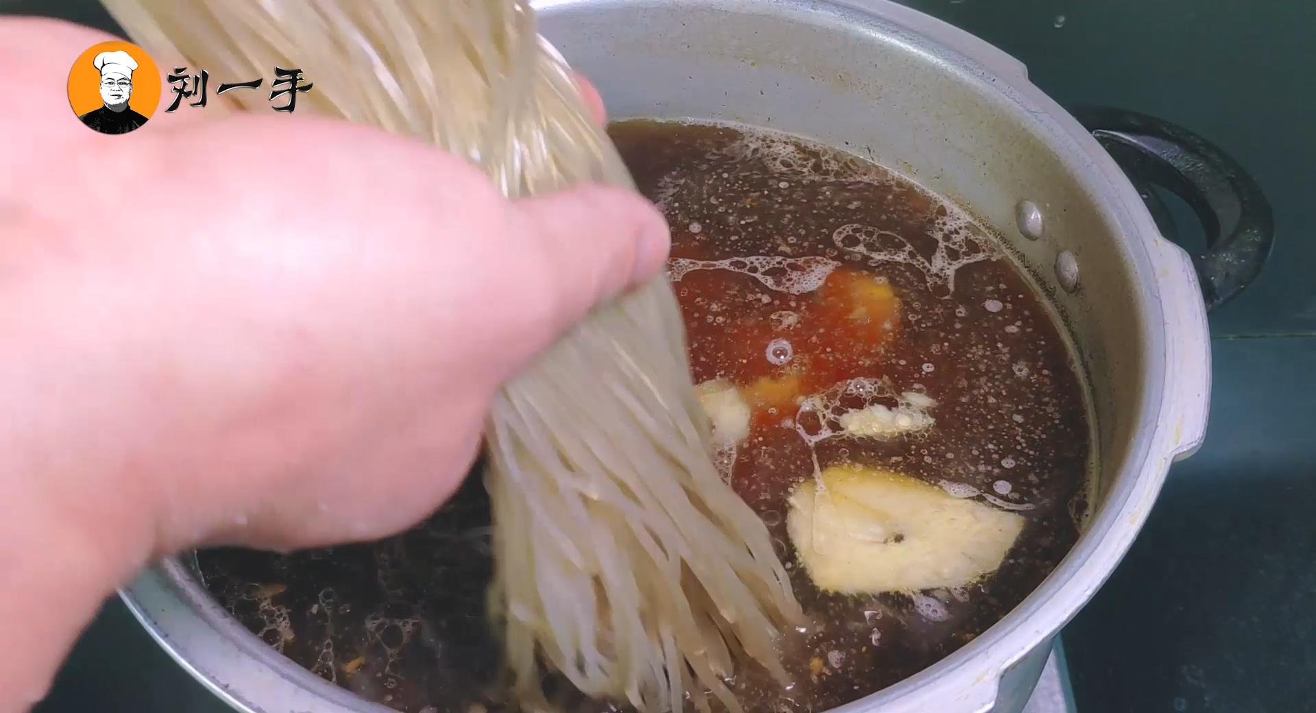 筒骨汤怎么做法好喝啊,筒骨怎么熬汤好吃