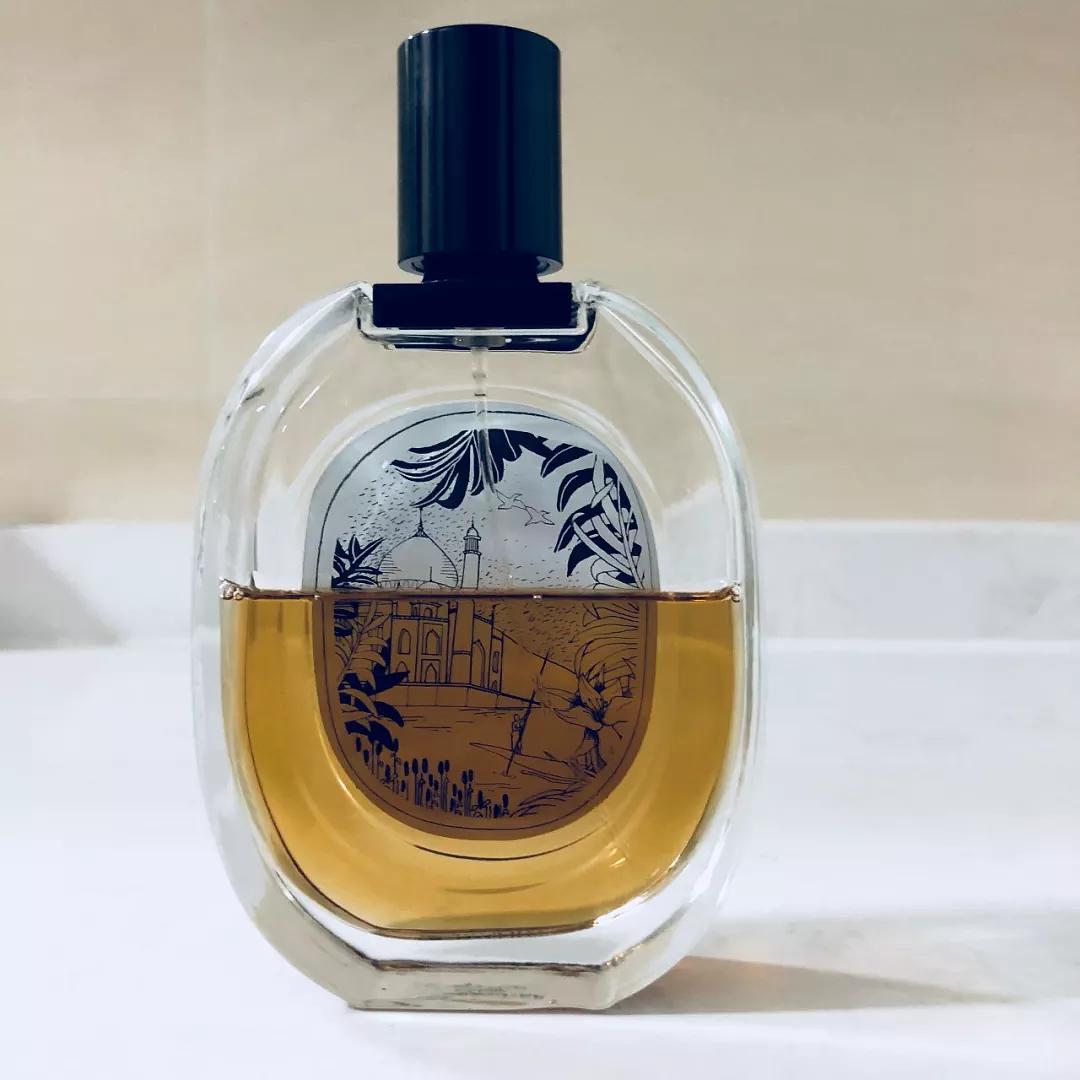 甜味比较淡的花果香调香水 (推荐一款特别好闻的美食调香水)