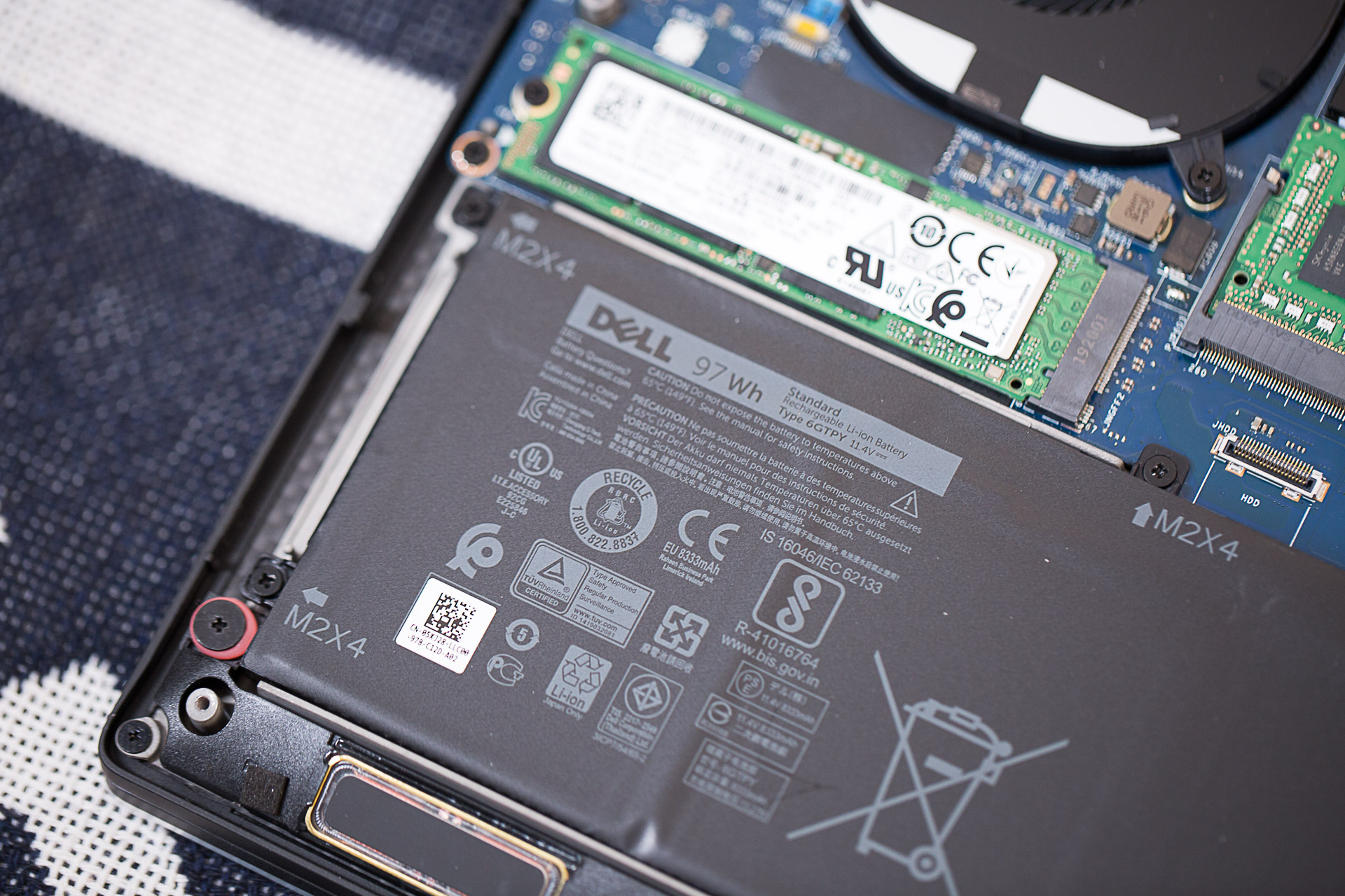 dellxps159570测评,dellxps15和13对比