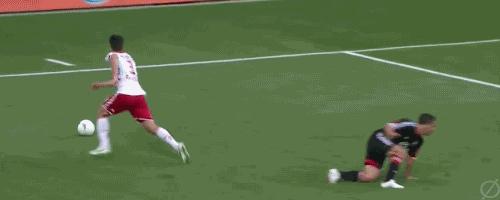 假动作怎么做得更逼真,假动作怎么做才能更真实