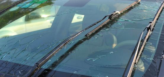 雨刮器水可以加自来水吗,雨刮器水可以加酒精吗