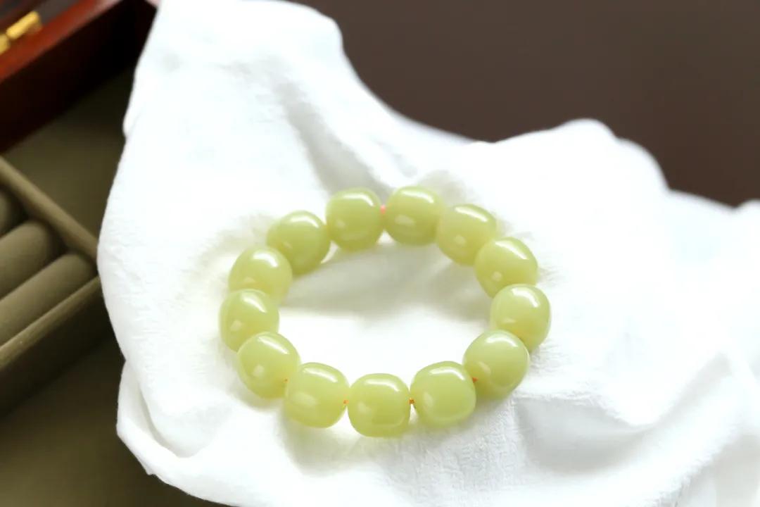 青黄口料值钱吗,黄口料价值多少钱一斤