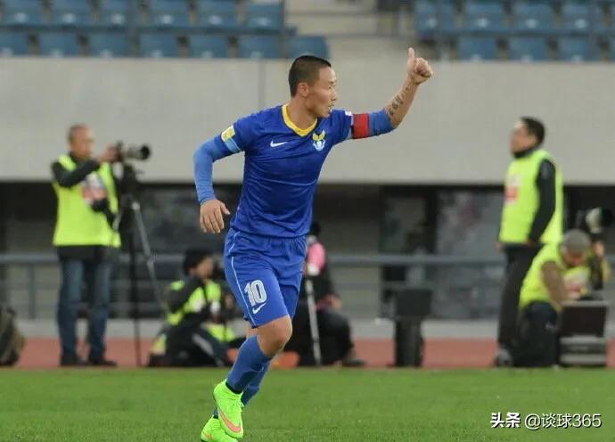 齐达内与梅西传奇,齐达内比肩两大球王