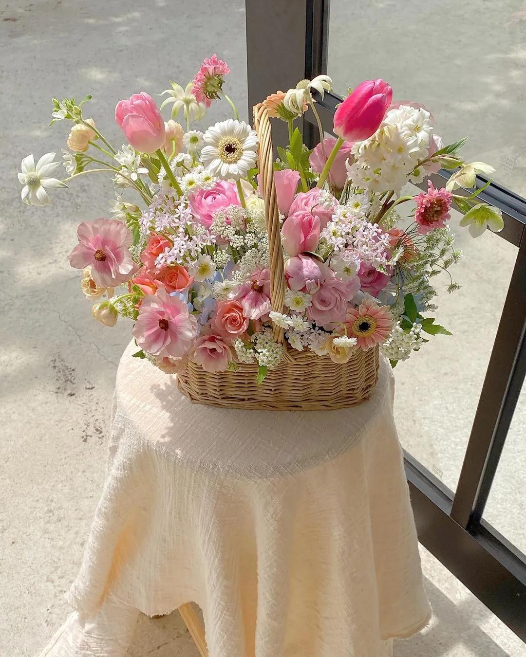 母亲节到了怎么做一束花送给妈妈,母亲节送给妈妈一束花特别简单的