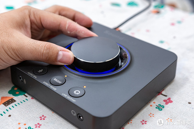 创新soundblaster5.1外置声卡,创新soundblasterx3音质