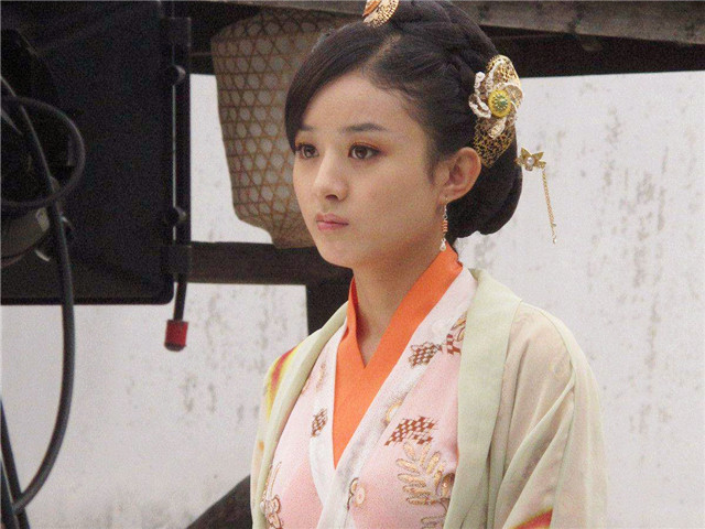 赵丽颖新剧展现多重人格,赵丽颖每部戏的造型都不一样