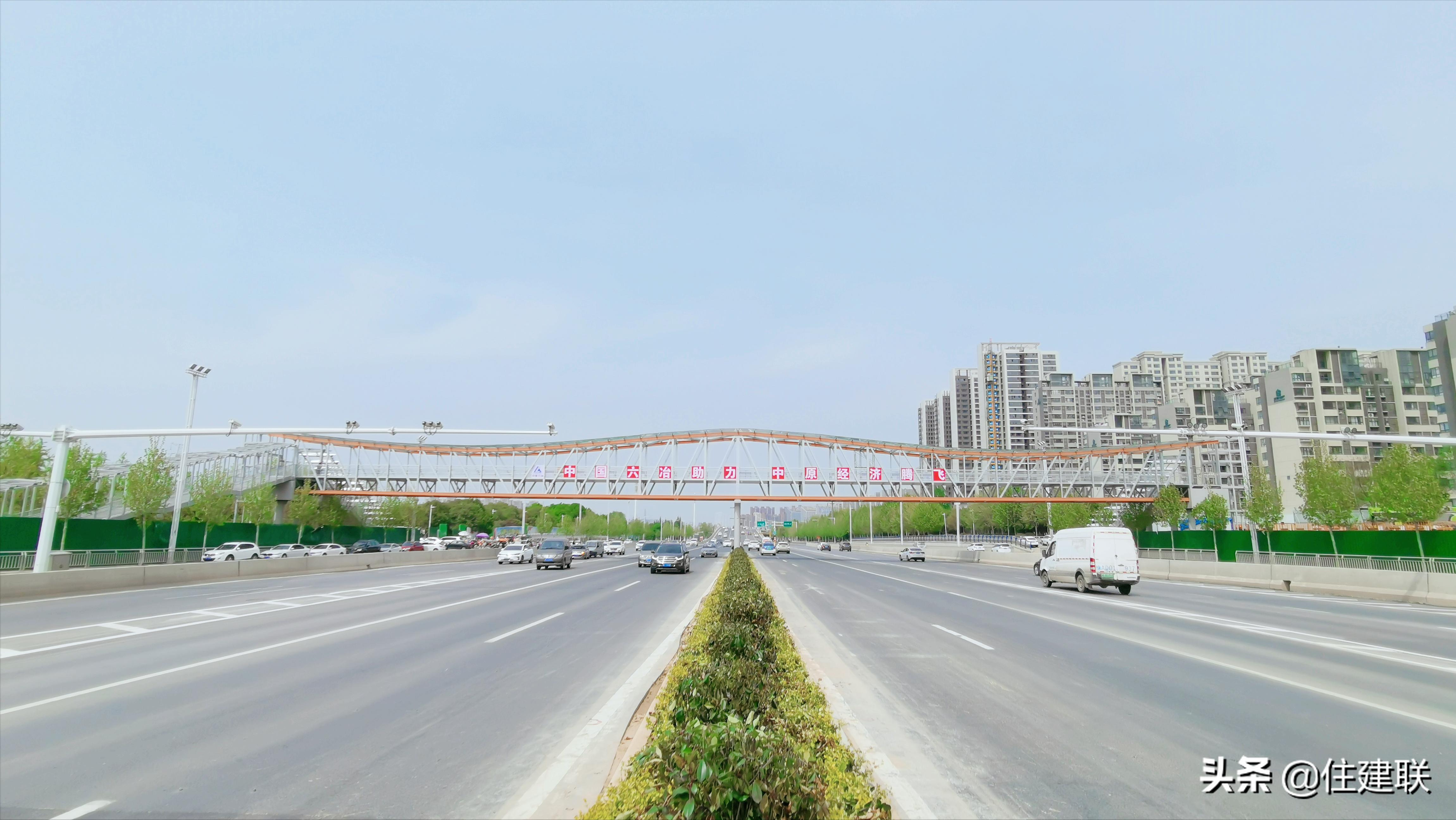 一桥架通两岸,一桥架南北方便往来