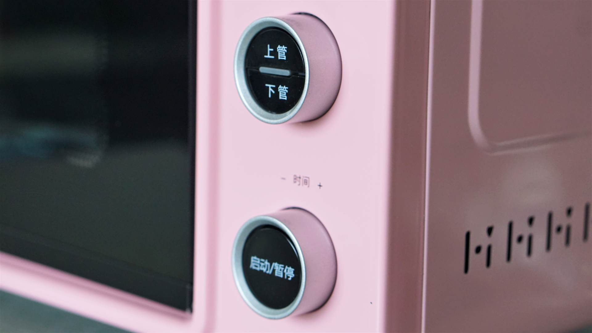 烘焙烤箱该如何选择,烘焙小白要准备哪些食材