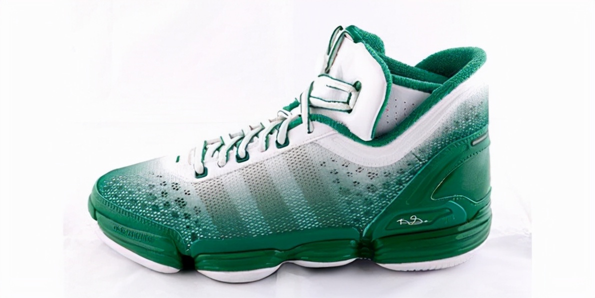 什么品牌篮球鞋性价比最高,学生篮球鞋有什么推荐的品牌