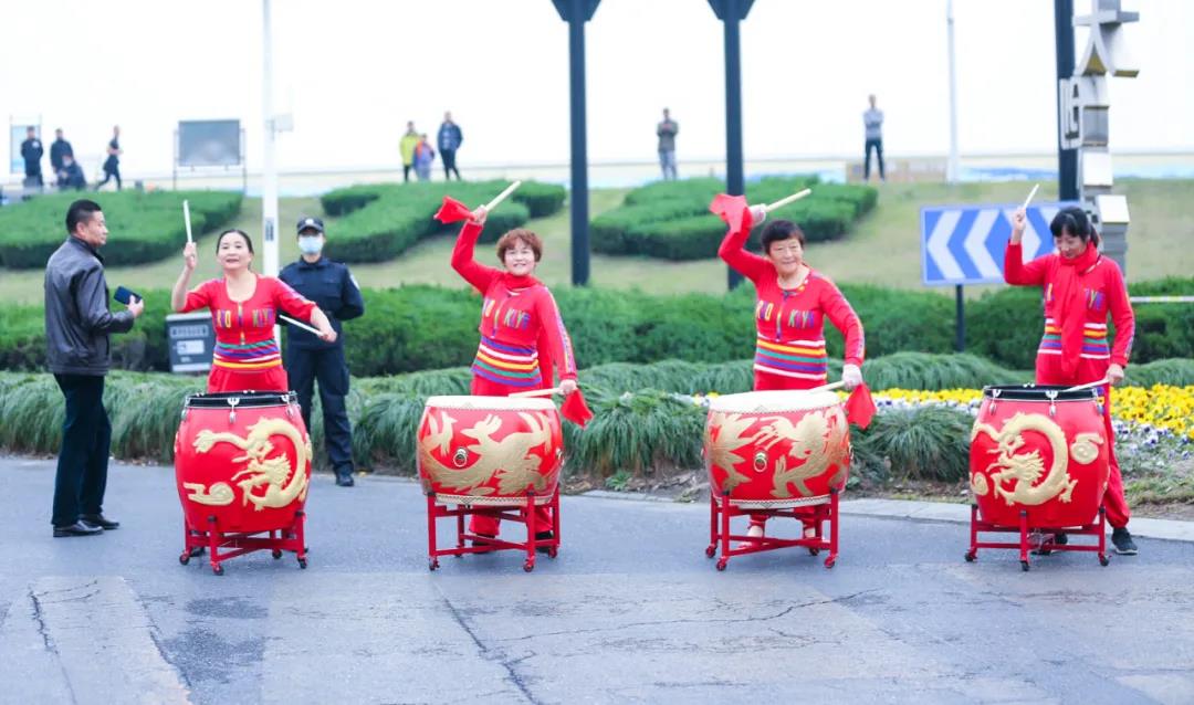 人生第二个半马，和美力粉红军团奔跑在钱塘江边