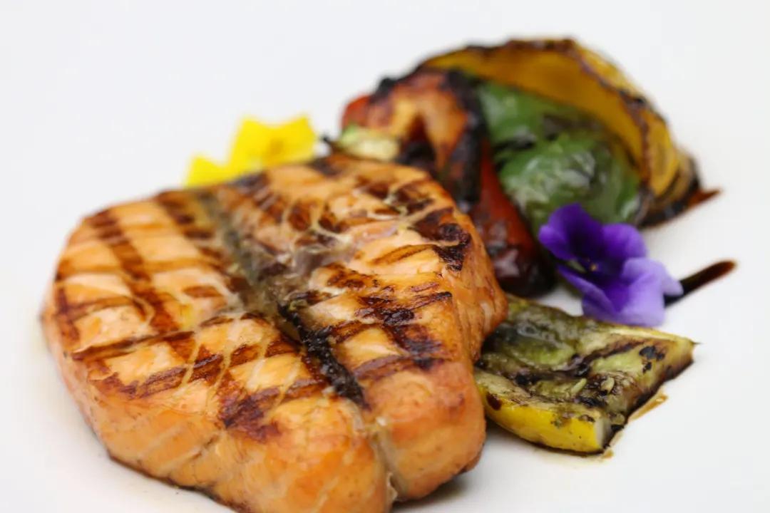 银鳕鱼和油鳕鱼有何区别,银鳕鱼和鳕鱼的营养区别