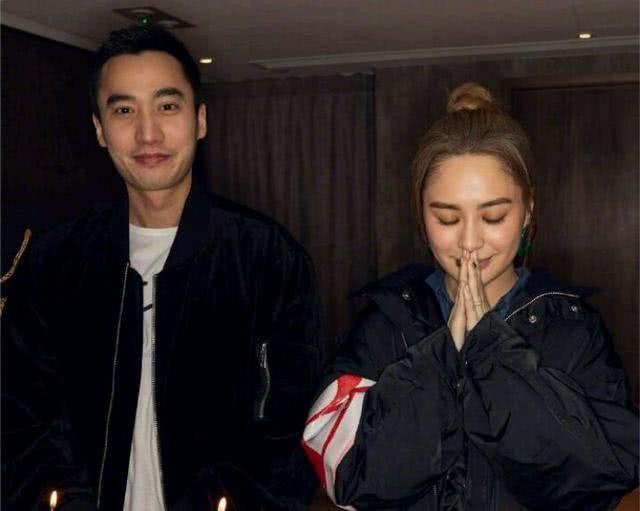 港媒曝阿娇赖弘国离婚导火索都是疫情惹得祸？婚后生活内幕曝光