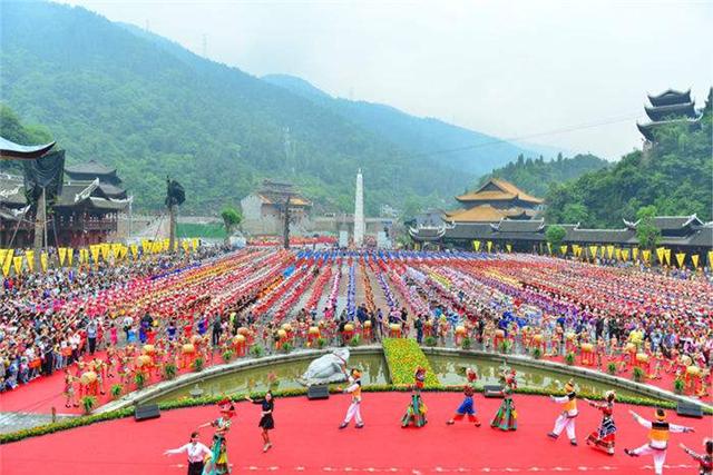 苗族花山节的文化意义,苗族花山节最重要的活动是什么