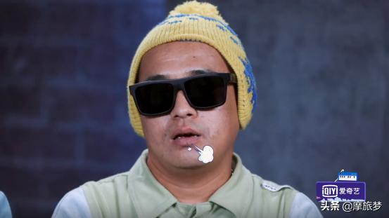 他被骂,因为把《爱情买卖》唱得太高级