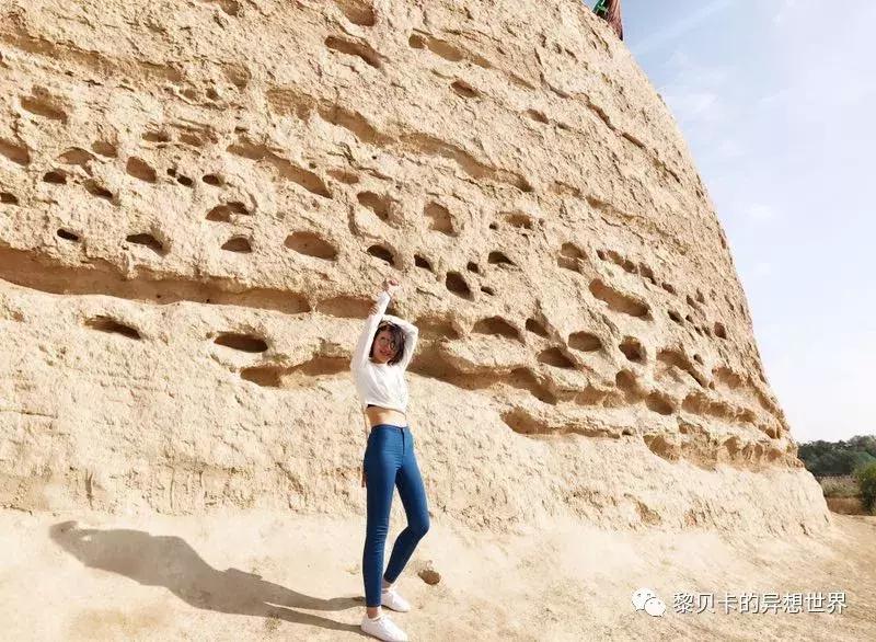 有没有一条夏天可以穿的牛仔裤,一条牛仔裤就能让你变得与众不同