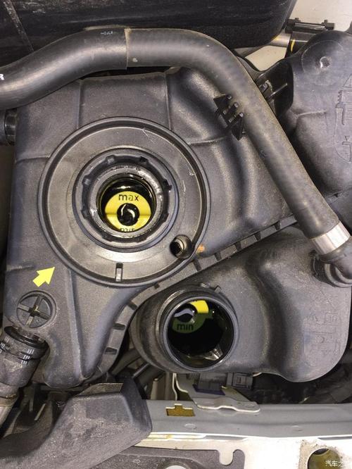 宝马3系防冻液管子破裂,宝马3系更换防冻液费用