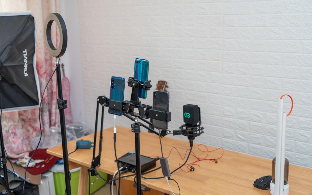 别说学不会,手把手教你直播当UP!