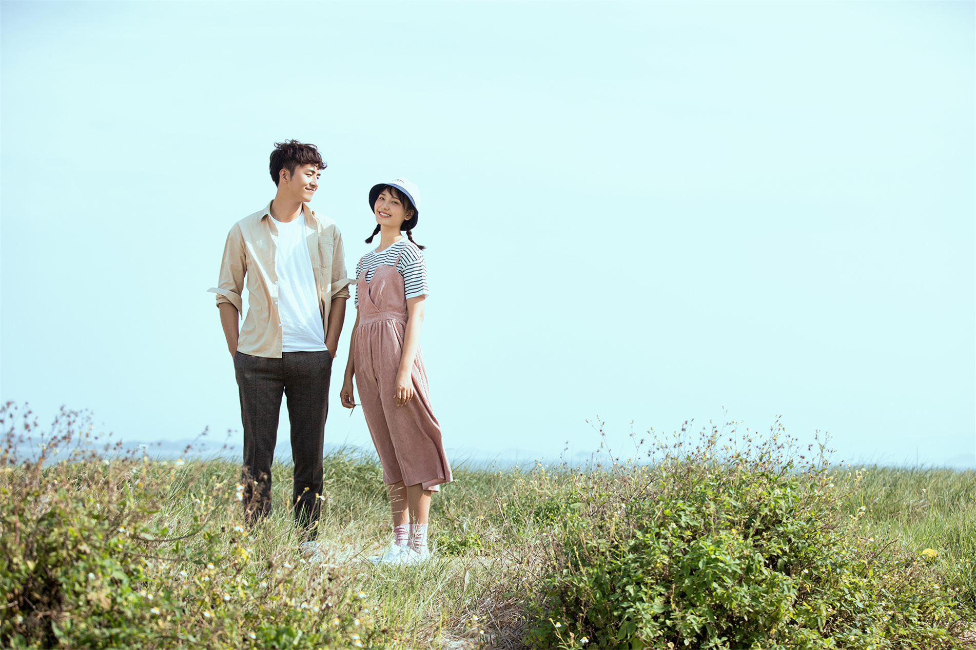 婚纱照拍照姿势教程,婚纱照pose技巧大全