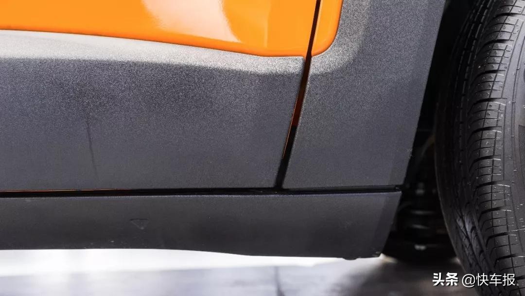 jeep自由侠野性十足,jeep自由侠是一款小尺寸的suv