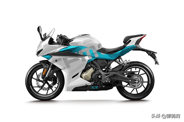 gsx250r和春风250sr比速度,春风250sr和gsx250r