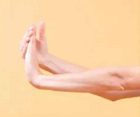 高尔夫球肘康复训练,高尔夫球肘的康复锻炼视频