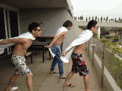 搞笑gif你们这些城里人太会玩了,搞笑gif逗比的世界你永远理解不了